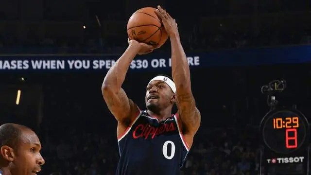 一名边缘球, 考虑到老将, 个以上 一名边缘球, 考虑到老将, 个以上